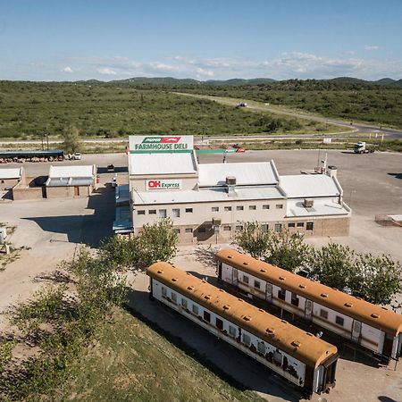 Conductor'S Inn Tsumeb Luaran gambar