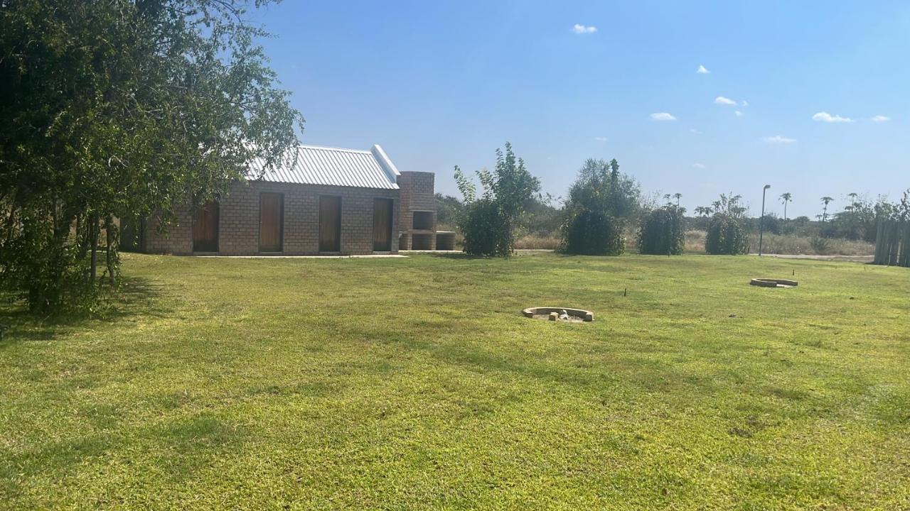 Conductor'S Inn Tsumeb Luaran gambar